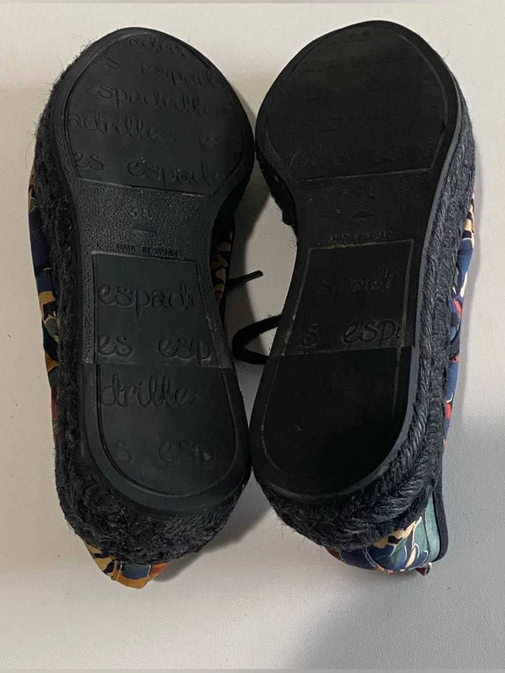 Gianno Espadrilles Black Multi Floral Print Canvas Round‎ Toe Lace Up EU38/US7.5